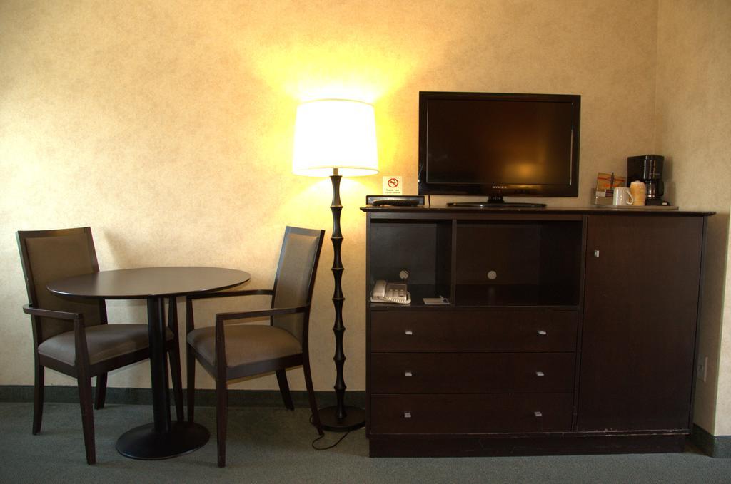 Best Budget Inn & Suites Kamloops Luaran gambar